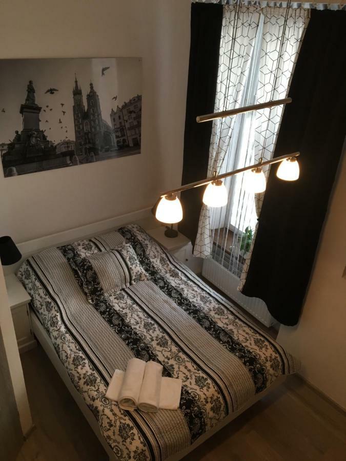 Old Cracow Apartments Krasków Εξωτερικό φωτογραφία