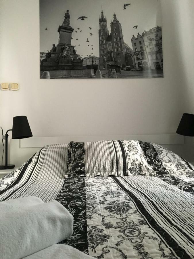 Old Cracow Apartments Krasków Εξωτερικό φωτογραφία